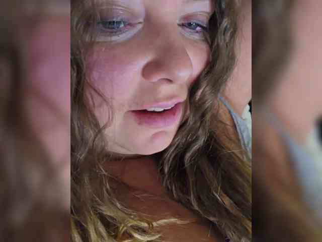 FLUFFY_BEAUTY webcam