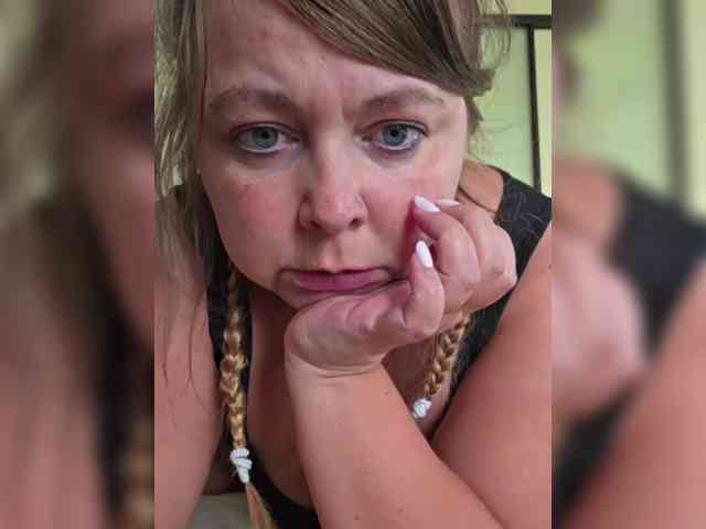 FLUFFY_BEAUTY webcam