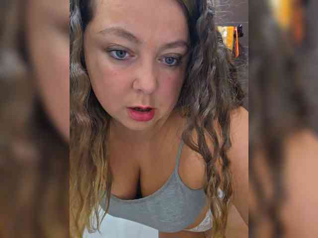 FLUFFY_BEAUTY webcam