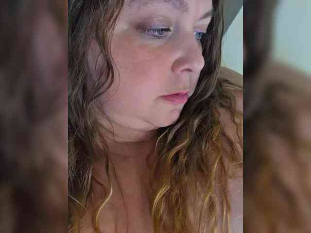 FLUFFY_BEAUTY webcam