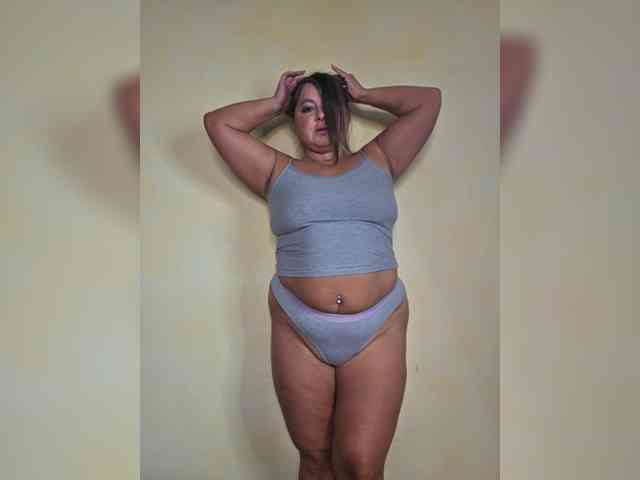 FLUFFY_BEAUTY webcam