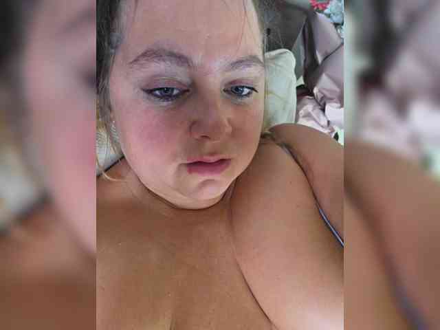 FLUFFY_BEAUTY webcam
