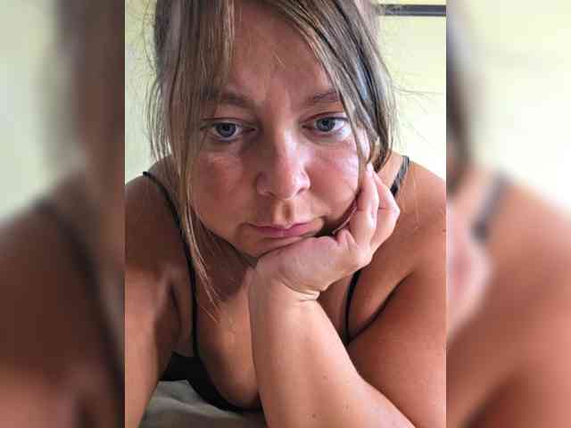 FLUFFY_BEAUTY webcam