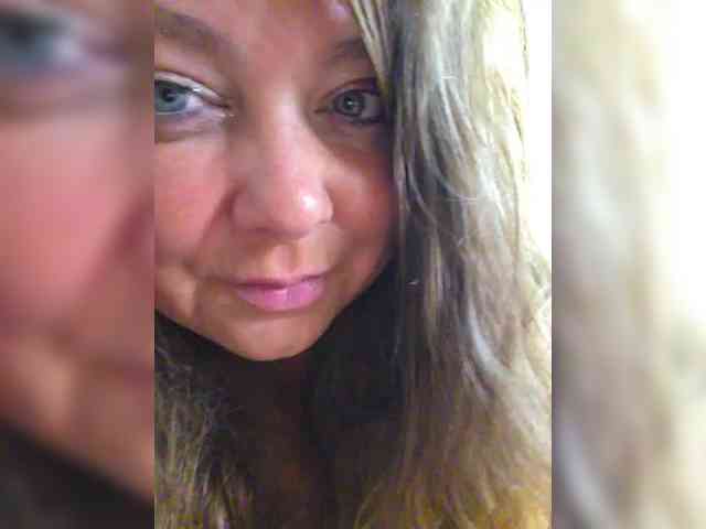 FLUFFY_BEAUTY webcam