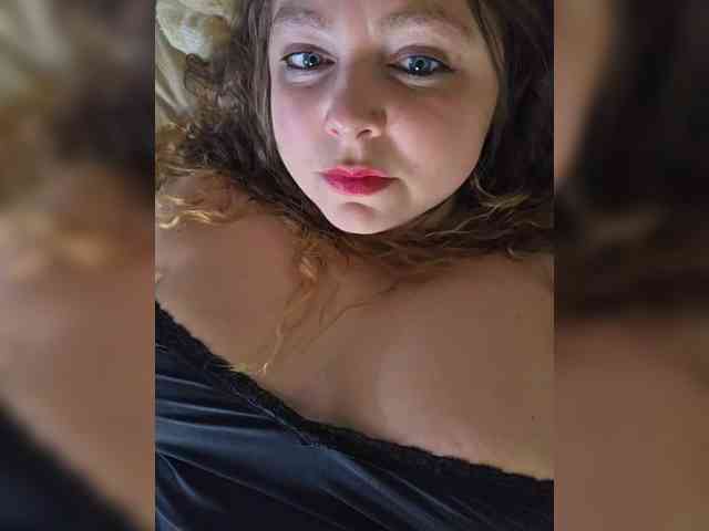 FLUFFY_BEAUTY webcam