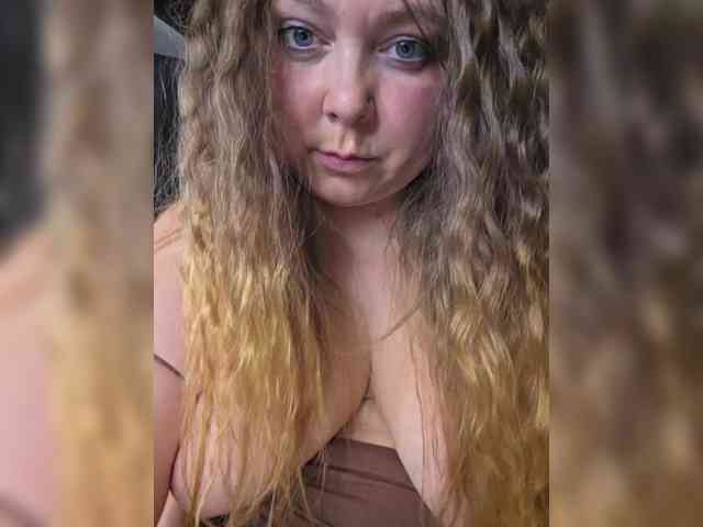 FLUFFY_BEAUTY webcam