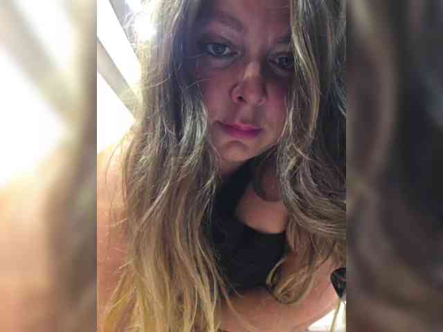 FLUFFY_BEAUTY webcam