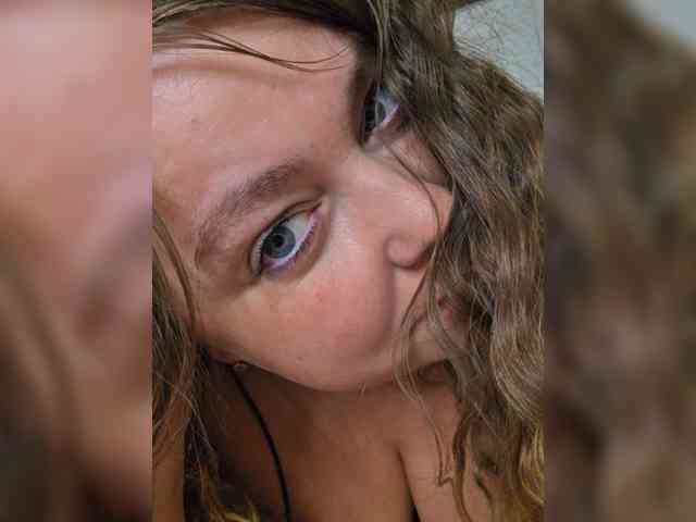 FLUFFY_BEAUTY webcam