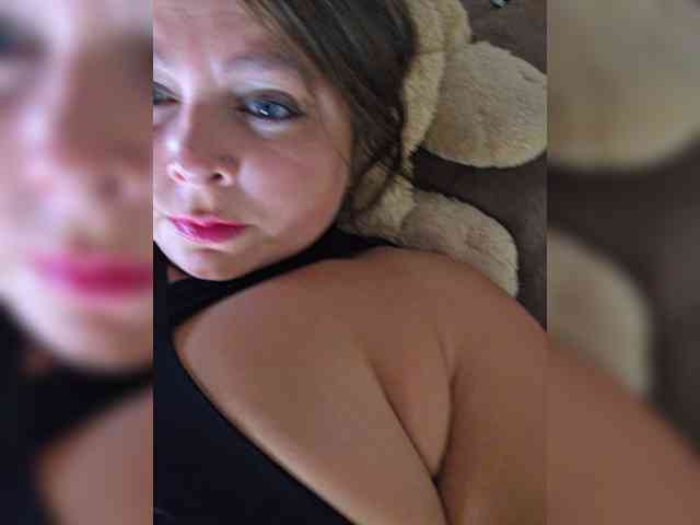FLUFFY_BEAUTY webcam