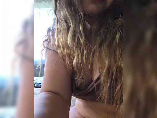 FLUFFY_BEAUTY webcam