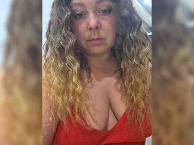 FLUFFY_BEAUTY webcam