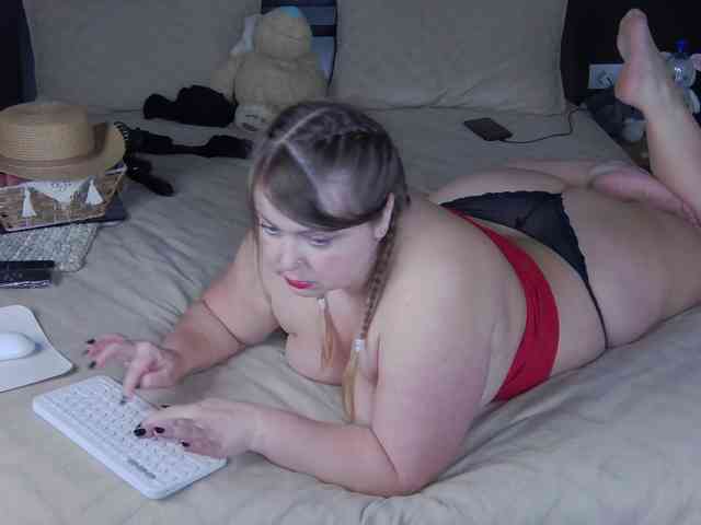 FLUFFY_BEAUTY webcam