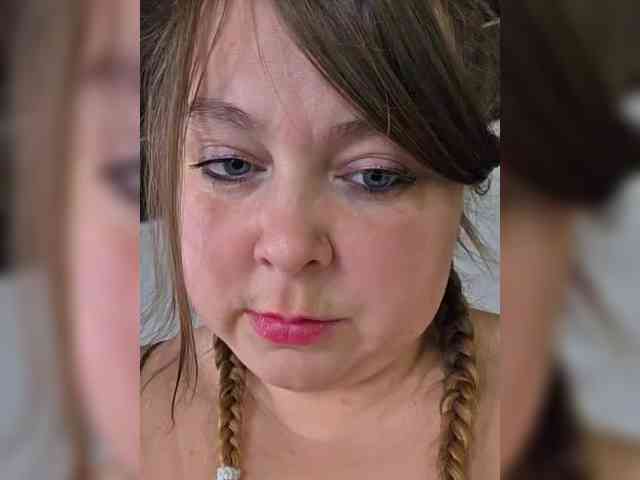 FLUFFY_BEAUTY webcam