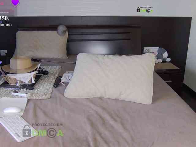 FLUFFY_BEAUTY webcam