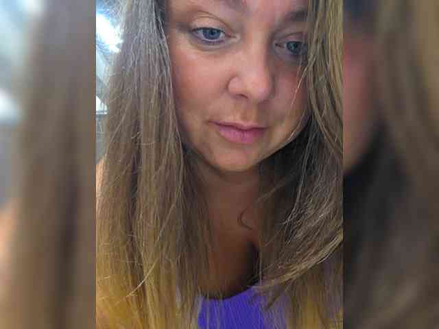 FLUFFY_BEAUTY webcam