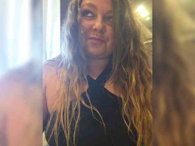FLUFFY_BEAUTY webcam