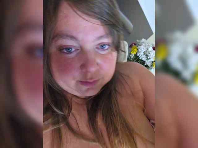 FLUFFY_BEAUTY webcam