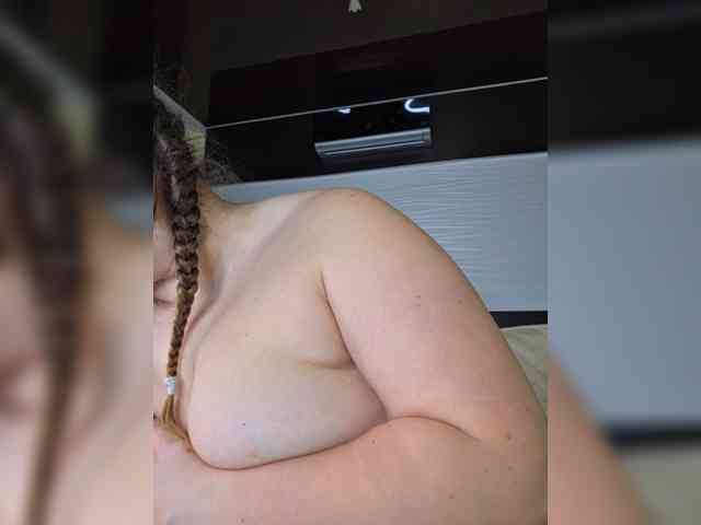 FLUFFY_BEAUTY webcam