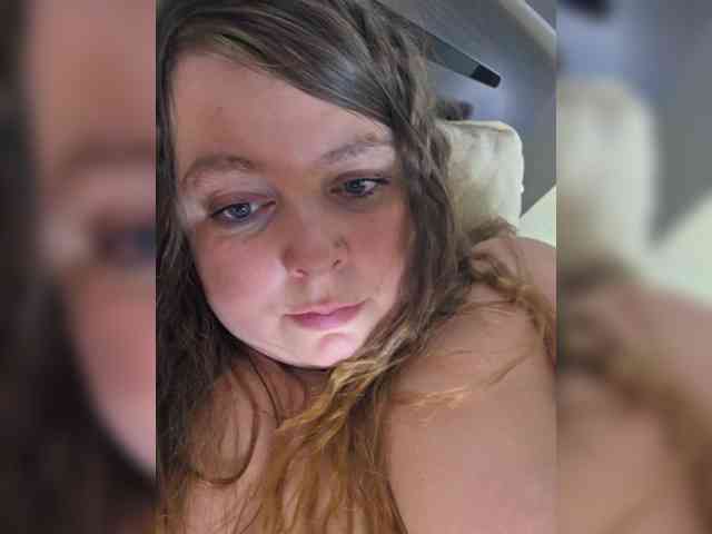 FLUFFY_BEAUTY webcam