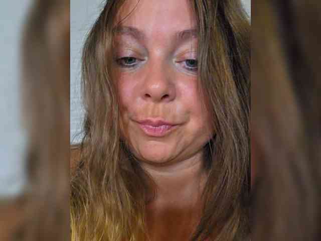 FLUFFY_BEAUTY webcam