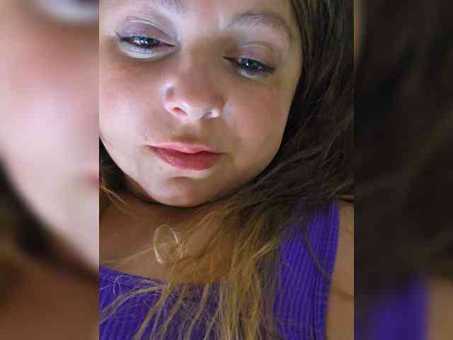 FLUFFY_BEAUTY webcam