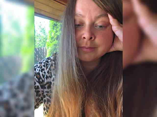 FLUFFY_BEAUTY webcam