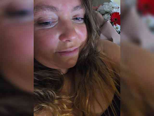 FLUFFY_BEAUTY webcam
