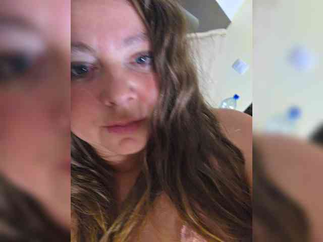FLUFFY_BEAUTY webcam