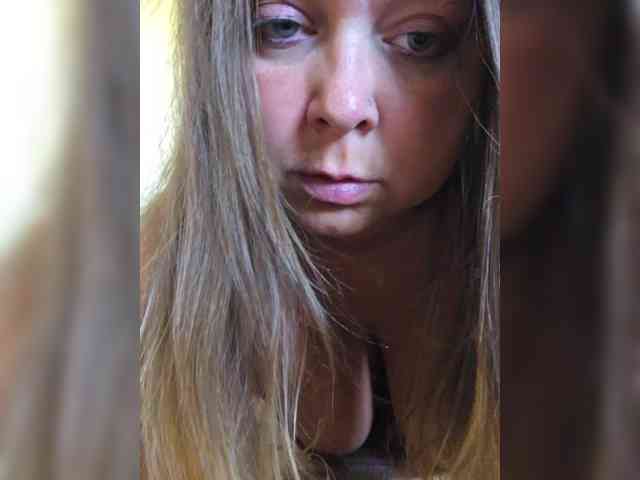 FLUFFY_BEAUTY webcam