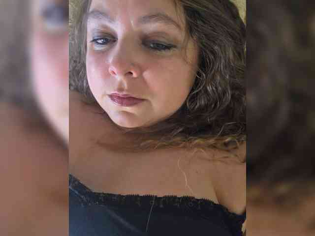 FLUFFY_BEAUTY webcam