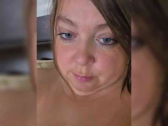 FLUFFY_BEAUTY webcam