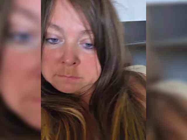 FLUFFY_BEAUTY webcam