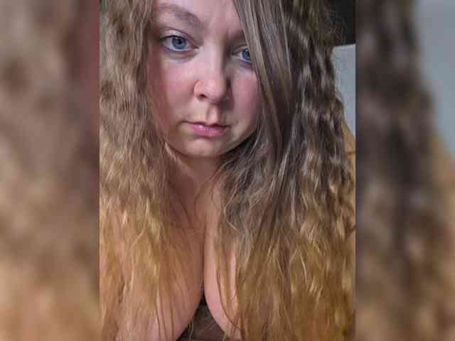 FLUFFY_BEAUTY webcam