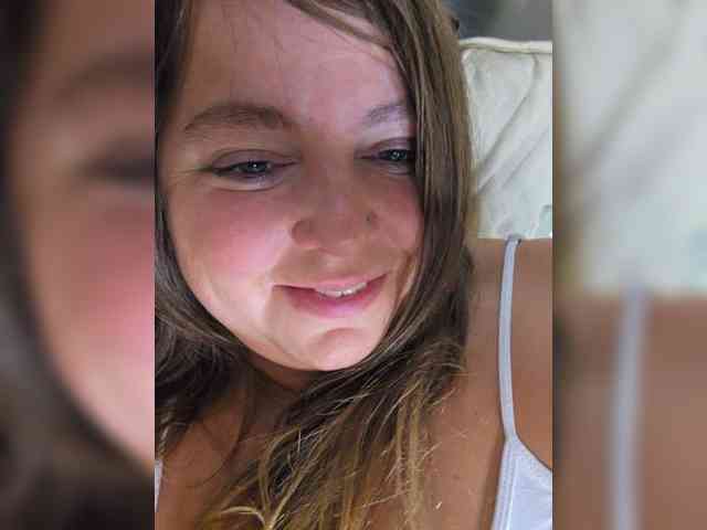 FLUFFY_BEAUTY webcam