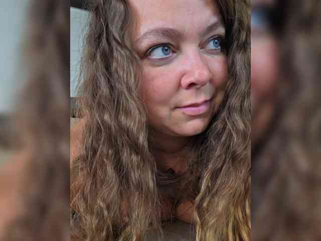 FLUFFY_BEAUTY webcam