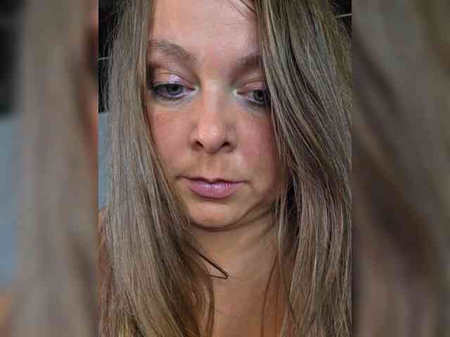 FLUFFY_BEAUTY webcam