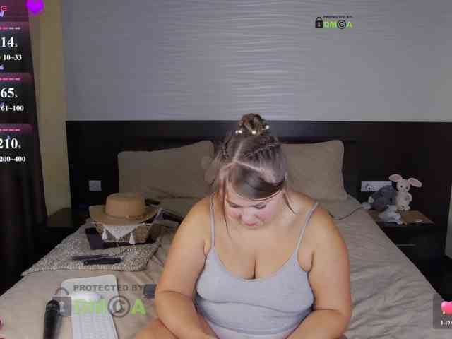 FLUFFY_BEAUTY webcam