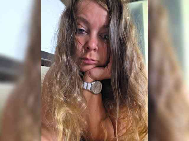 FLUFFY_BEAUTY webcam