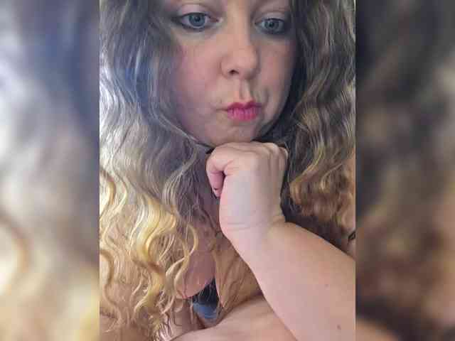 FLUFFY_BEAUTY webcam