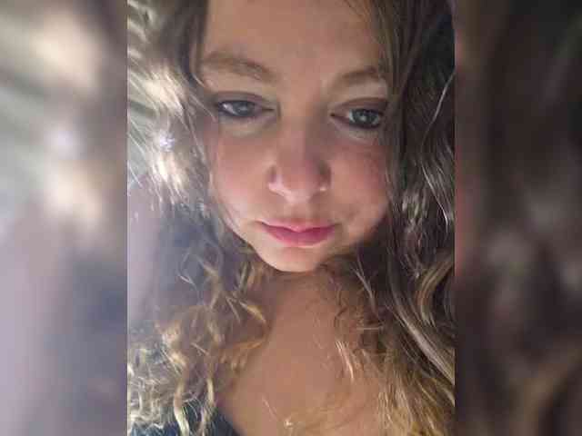 FLUFFY_BEAUTY webcam