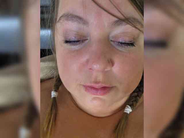 FLUFFY_BEAUTY webcam