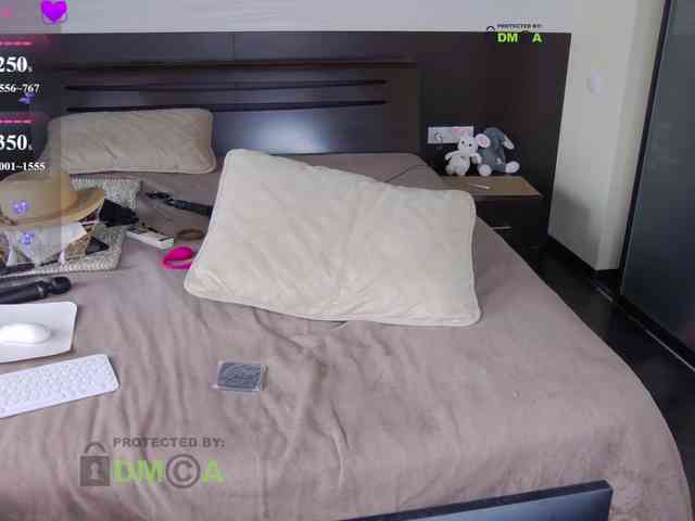 FLUFFY_BEAUTY webcam