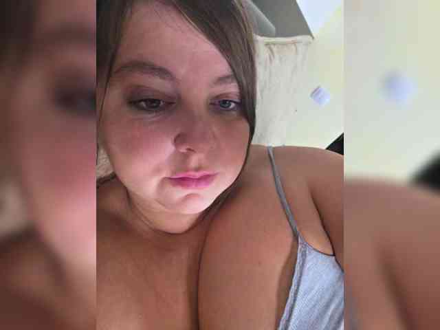 FLUFFY_BEAUTY webcam