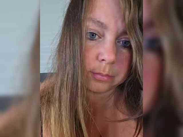 FLUFFY_BEAUTY webcam