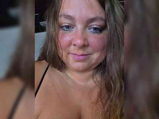 FLUFFY_BEAUTY webcam