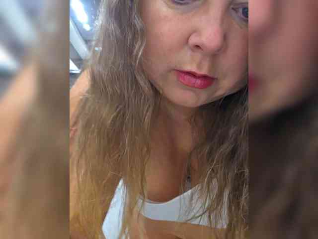 FLUFFY_BEAUTY webcam