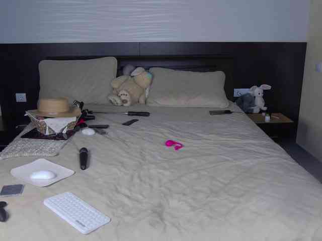 FLUFFY_BEAUTY webcam