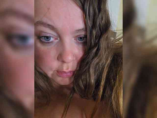 FLUFFY_BEAUTY webcam