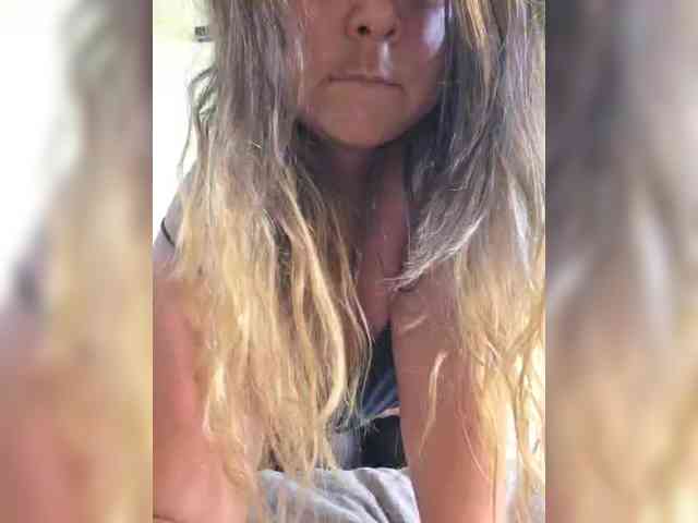 FLUFFY_BEAUTY webcam