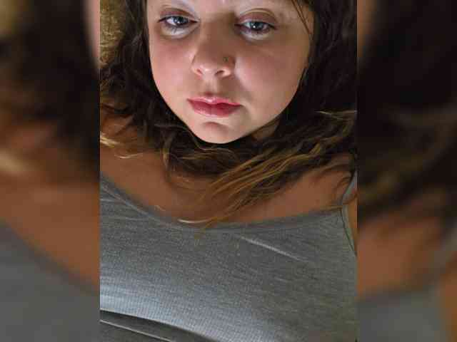 FLUFFY_BEAUTY webcam